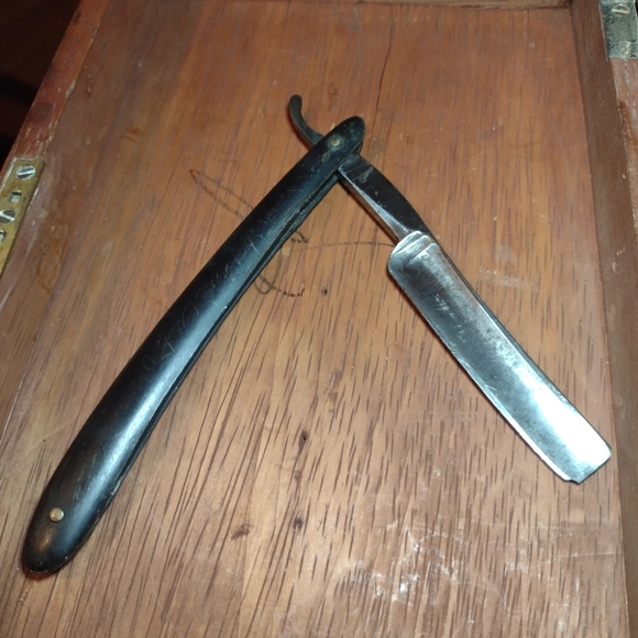 Antique Wade And Butcher Sheffield Straight Razor - Picture 3 of 12